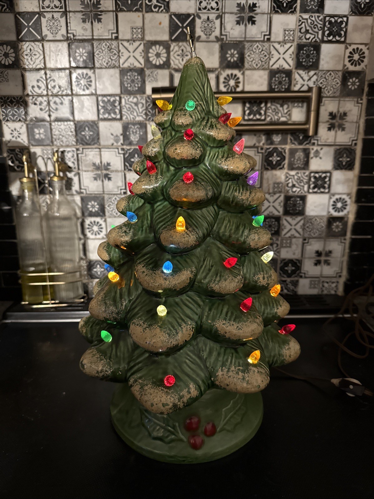 Vintage Atlantic Mold Ceramic Christmas Tree 18” Flocked With Lights And Base Vintage Atlantic Mold Ceramic Christmas Tree 18” Flocked With Lights And Base
