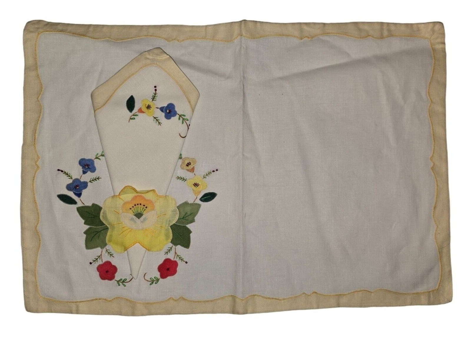 Vintage Floral Embroidered Linen Placemat & Napkin Set of 8 Vintage Floral Embroidered Linen Placemat & Napkin Set of 8