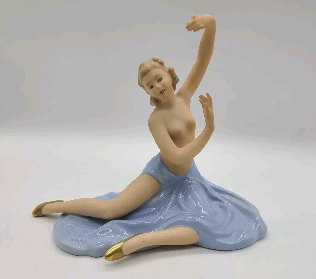Vintage Gerold Porzellan Bavaria, Nude Dancer/Ballerina *DAMAGE TO 1 FINGER Rare Vintage Gerold Porzellan Bavaria, Nude Dancer/Ballerina *DAMAGE TO 1 FINGER Rare