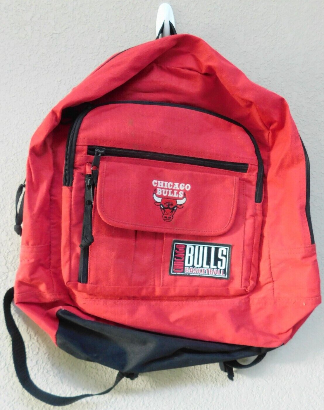 VTG 90\'s Chicago Bulls NBA Pro Game Works Backpack Jordan Rodman Pippen Rare . VTG 90\'s Chicago Bulls NBA Pro Game Works Backpack Jordan Rodman Pippen Rare .