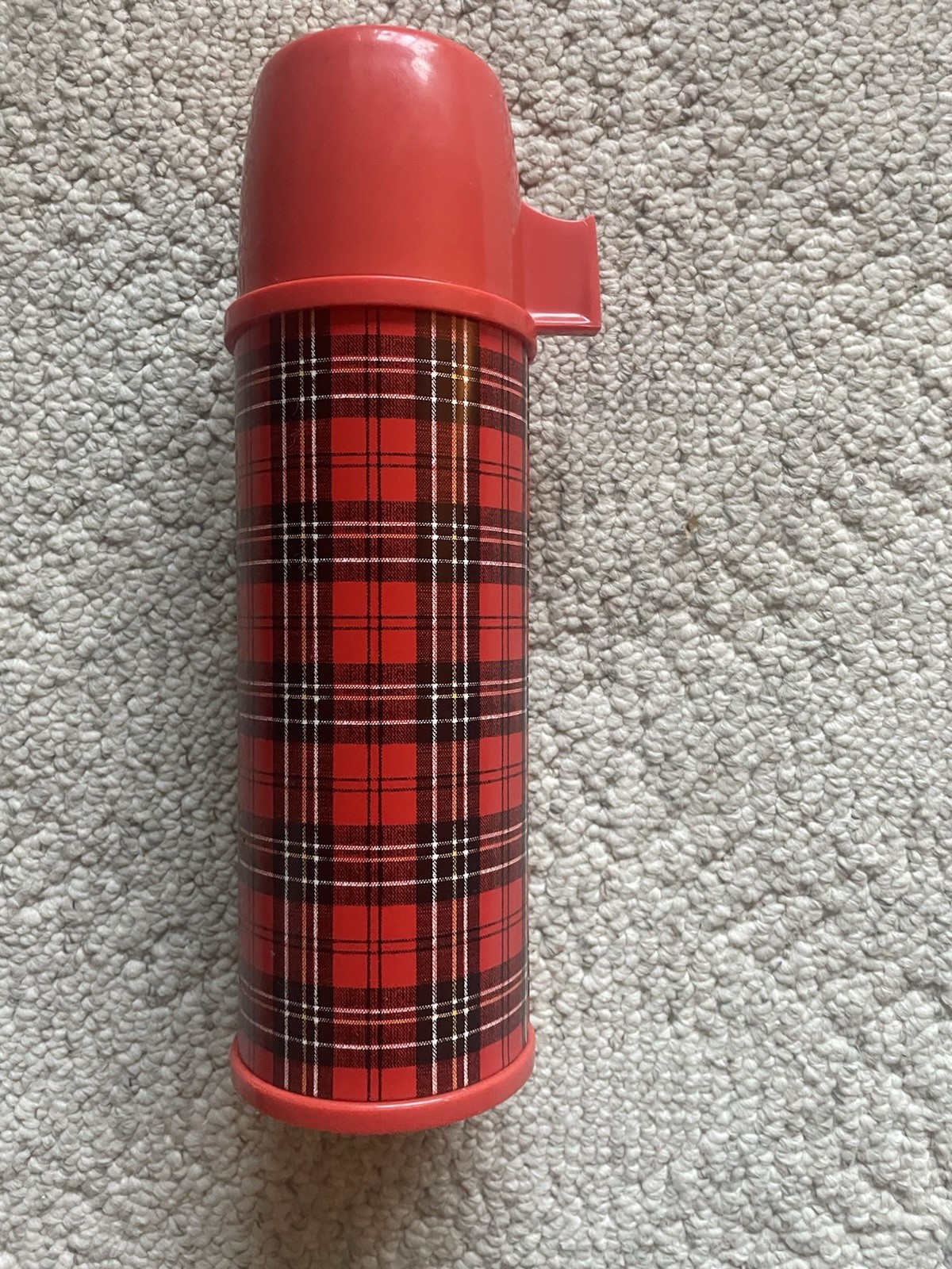Aladdin Vintage Red Plaid Thermos 70\'s Aladdin Vintage Red Plaid Thermos 70\'s