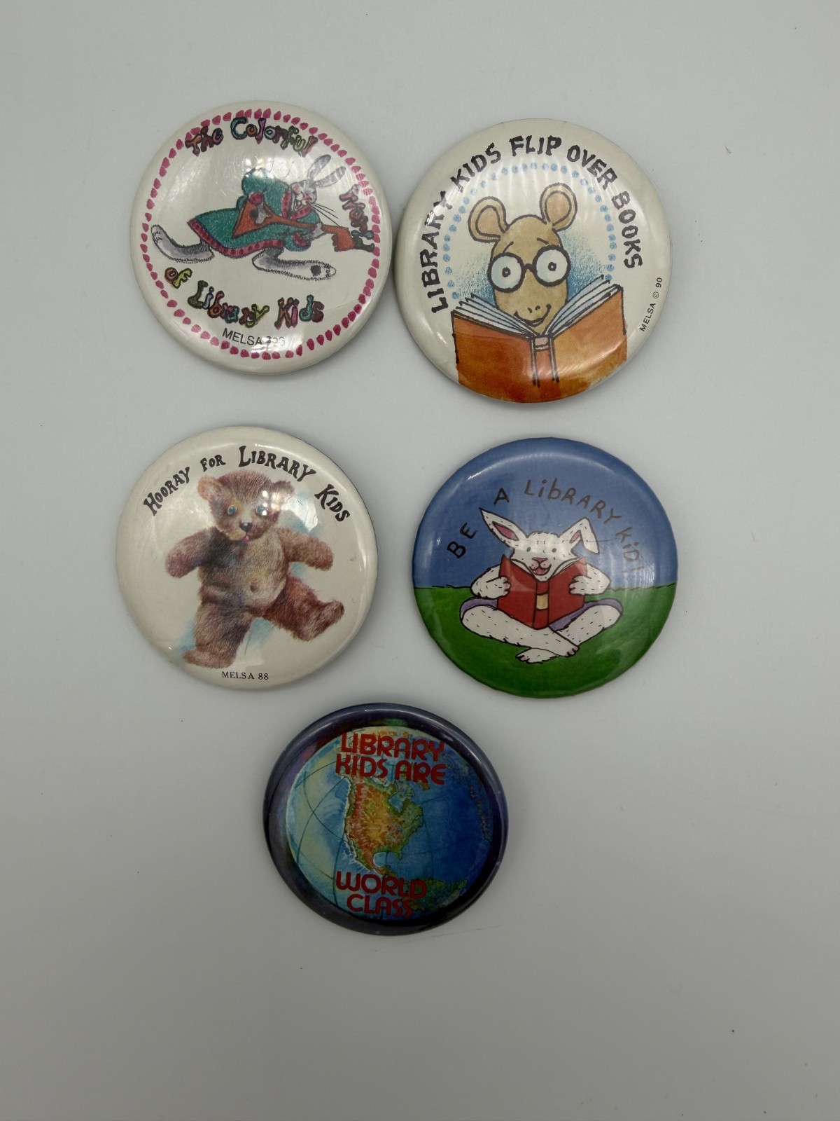 Lot of 5 Vintage Library Kids by Melsa Pins Round Pinback Buttons 1980s & 1990s