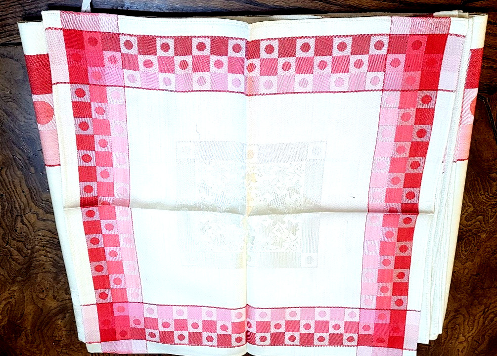 Vintage Pink & reds dots Damask Tablecloth & 6 napkins unused Jacquard? 50x50\ Vintage Pink & reds dots Damask Tablecloth & 6 napkins unused Jacquard? 50x50\