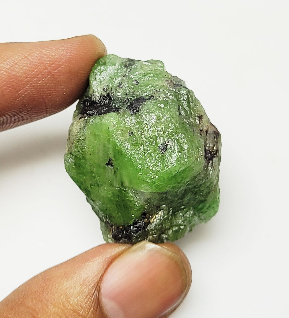 162 Ct BIG Natural Green Garnet Tsavorite Rough Specimen Crystal Garnet Rough 162 Ct BIG Natural Green Garnet Tsavorite Rough Specimen Crystal Garnet Rough
