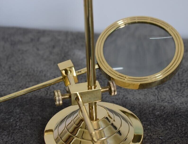 Antique New Solid Vintage Brass Magnifying Glass with Adjustable Stand Magnifier Antique New Solid Vintage Brass Magnifying Glass with Adjustable Stand Magnifier