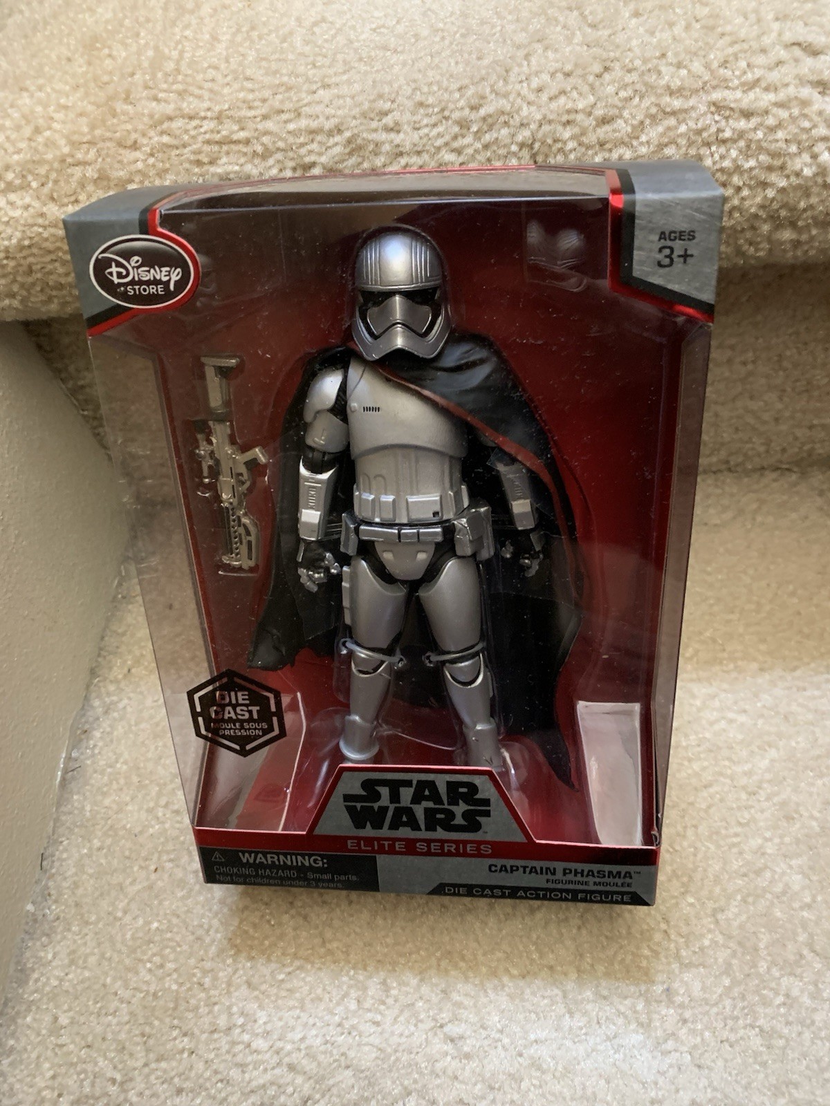 Disney Elite Series Star Wars: The Force Awakens Captain Phasma 7\