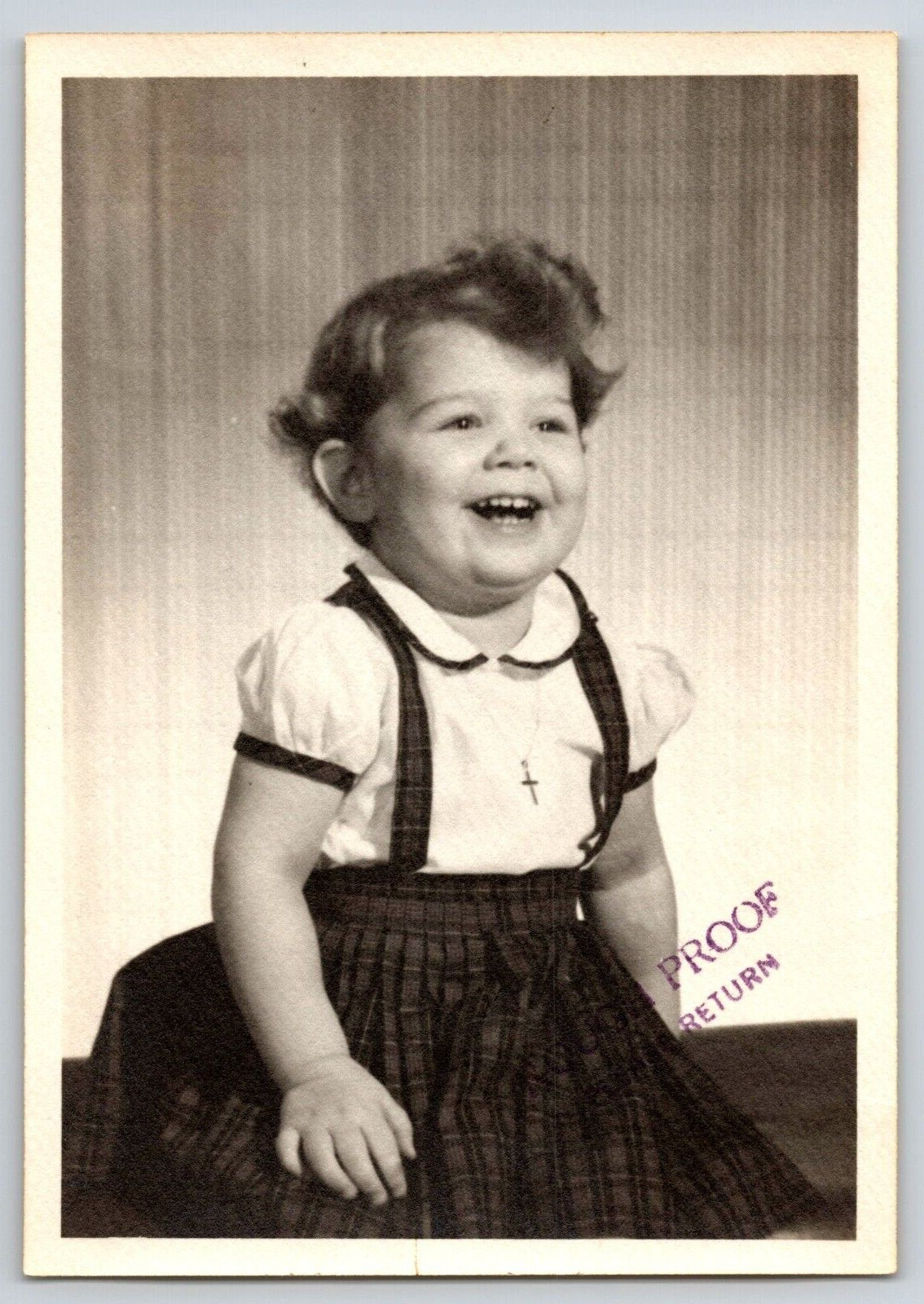 VINTAGE PHOTO OLD ANTIQUE PICTURE IMAGE CUTE GIRL LITTLE LADY SMILE HAIR DRESS