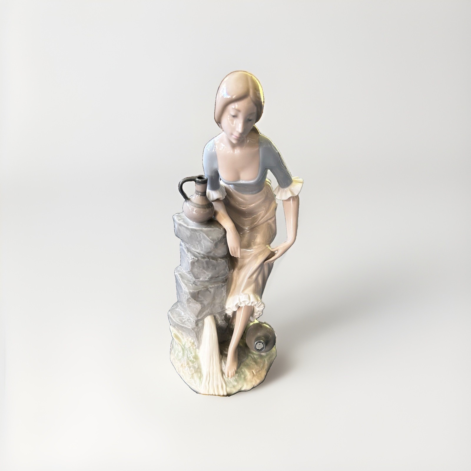 Lladro Nao \