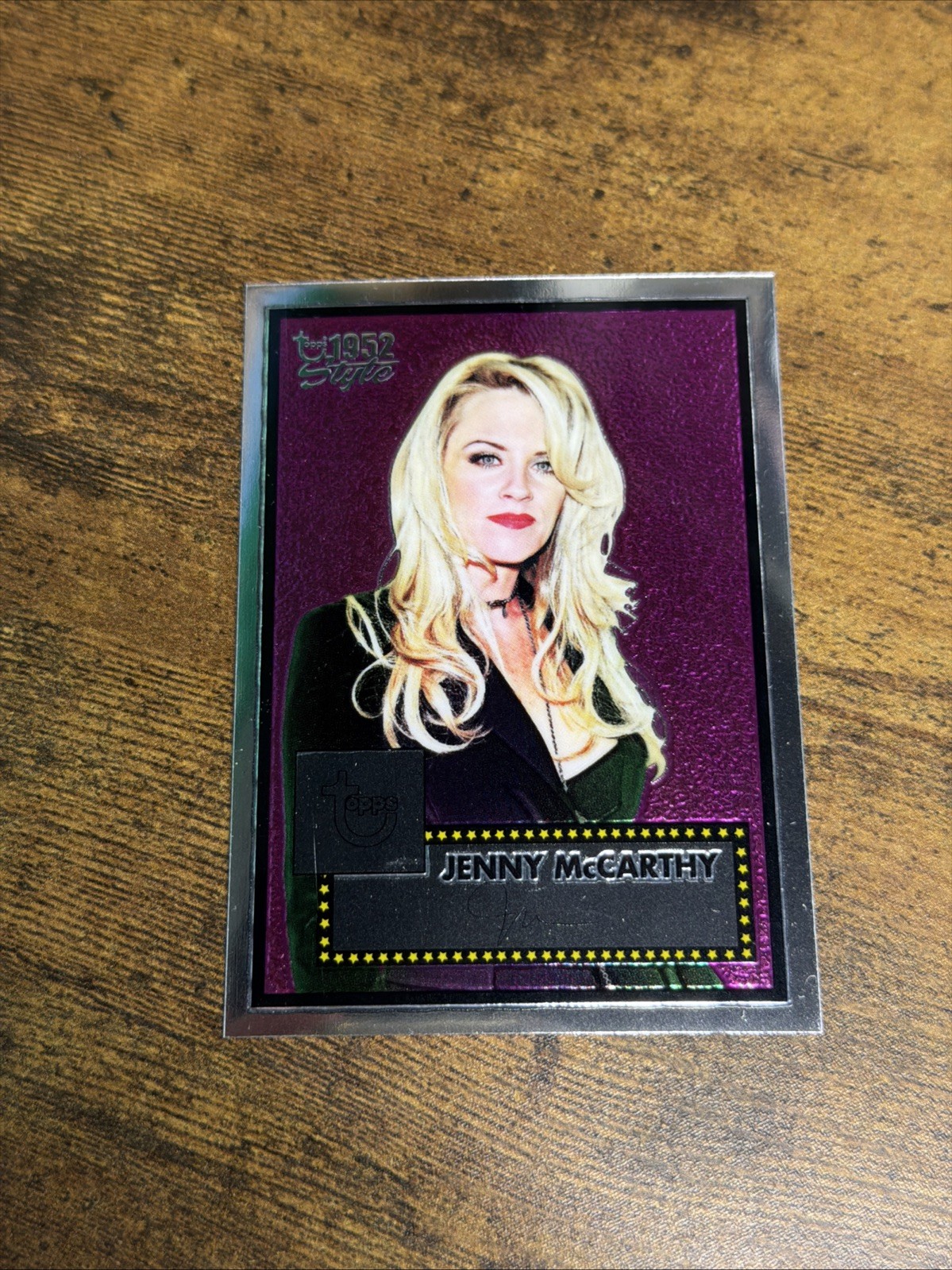 Jenny McCarthy 2005 Topps Chrome 1952 Style /499 Jenny McCarthy 2005 Topps Chrome 1952 Style /499