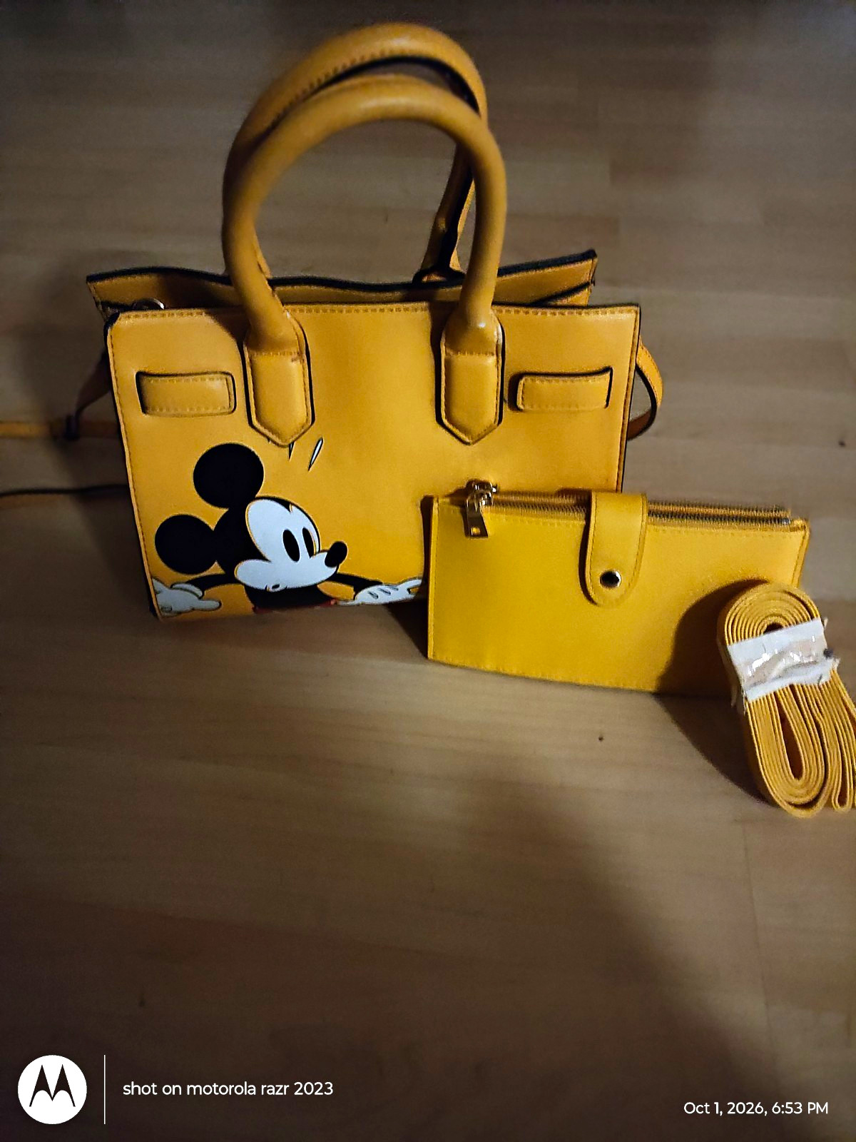ALDO x Disney Mickey Mouse Yellow Medium Satchel Handbag w Strap & Zip Pouch ALDO x Disney Mickey Mouse Yellow Medium Satchel Handbag w Strap & Zip Pouch