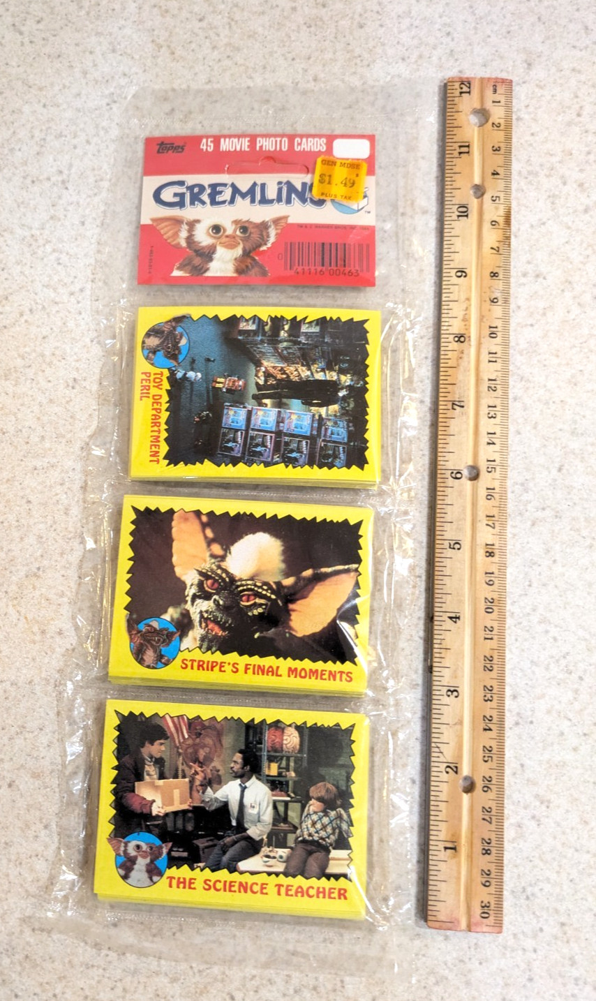 1984 Topps Rack Pack - Gremlins - 45 Movie Photo Cards (SEALED) 1984 Topps Rack Pack - Gremlins - 45 Movie Photo Cards (SEALED)