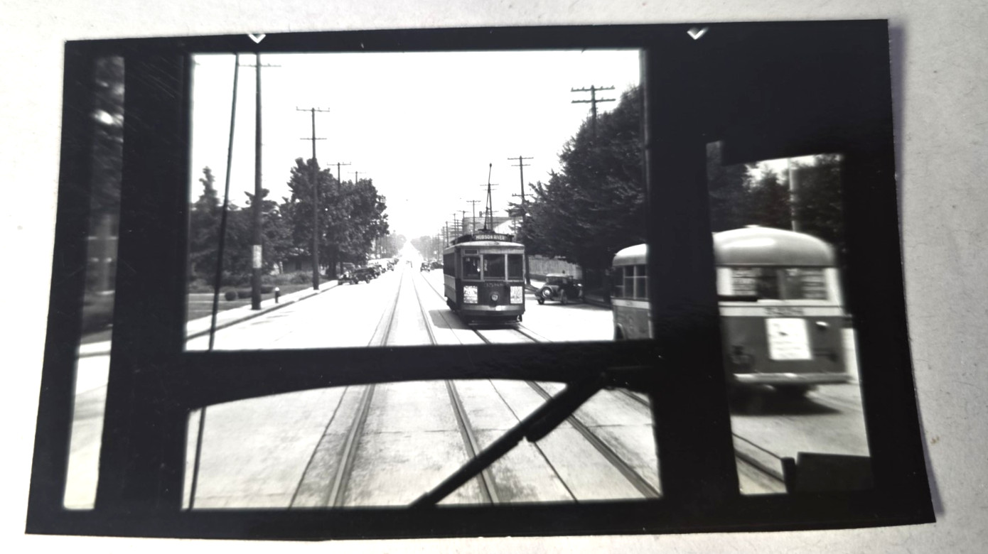 PSCT Public Service Coord. Trasnp. Cab View #3588 Hudson River Line Photo 1938 PSCT Public Service Coord. Trasnp. Cab View #3588 Hudson River Line Photo 1938