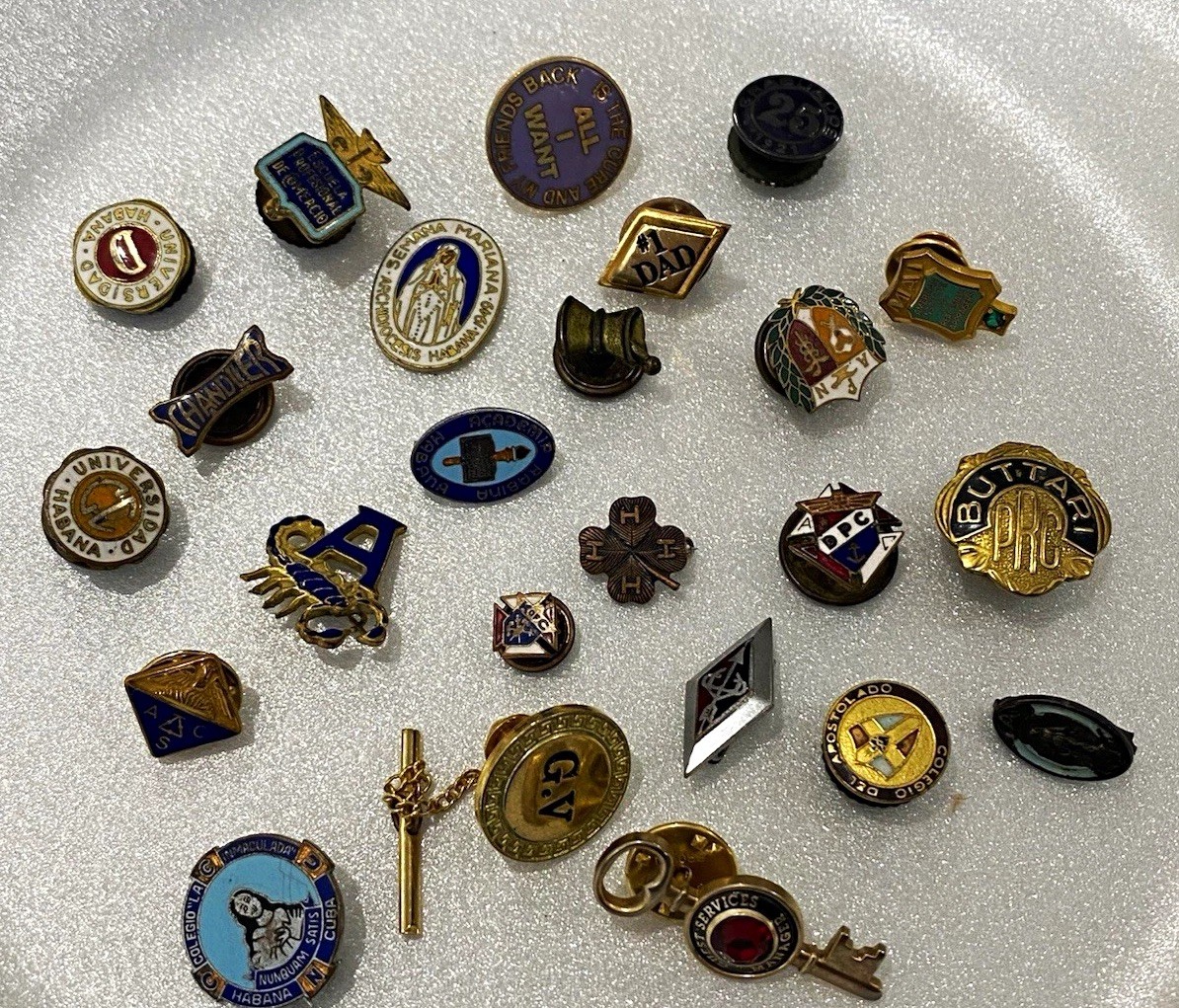 Lot of 24 Vtg Pins & Tie Tacks – Enamel, Fraternal, Religious, KofC, Habana, Etc Lot of 24 Vtg Pins & Tie Tacks – Enamel, Fraternal, Religious, KofC, Habana, Etc