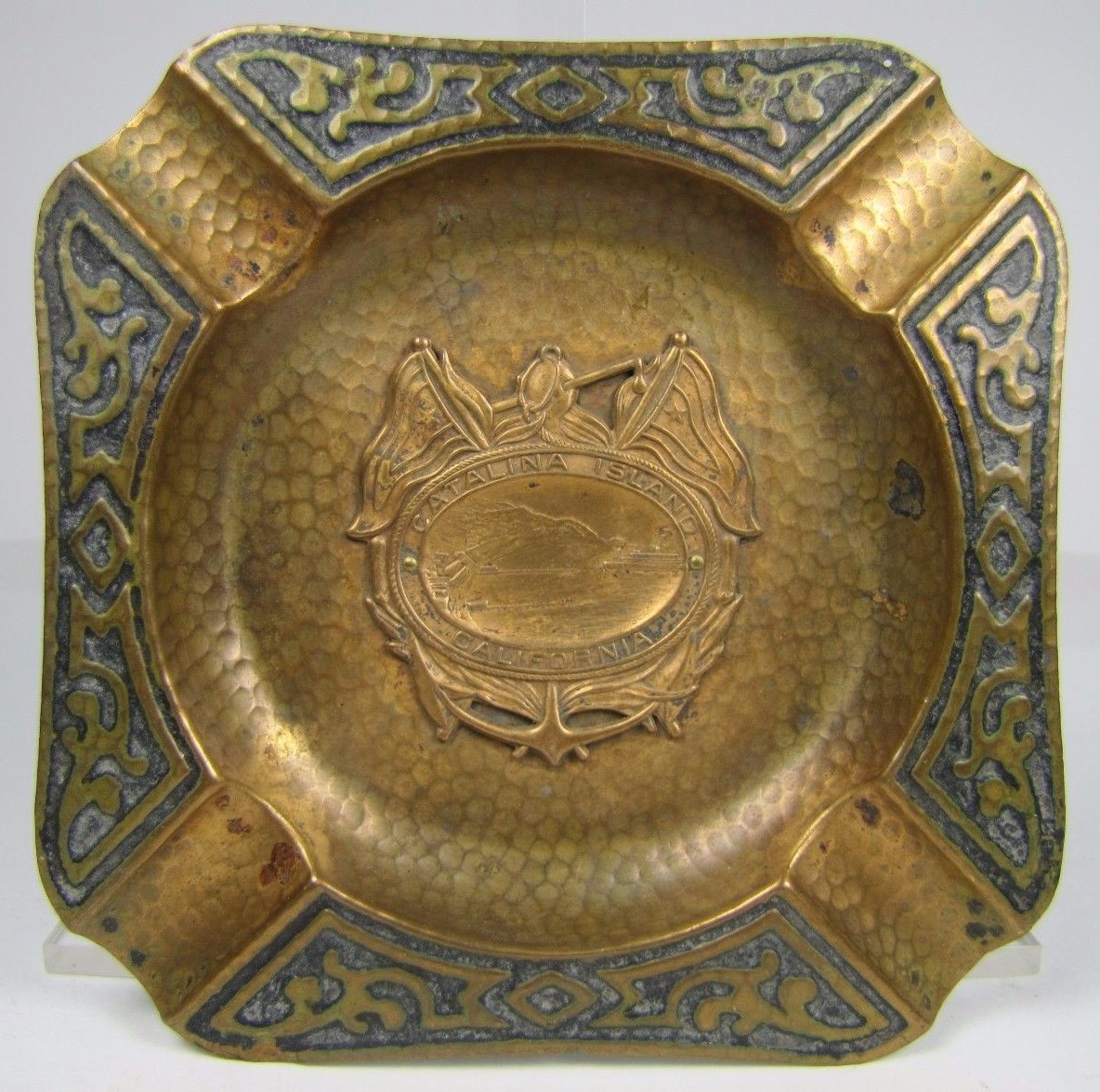 CATALINA ISLAND CALIFORNIA 1920s Old Souvenir Tray Ashtray Anchor Flag sd childs CATALINA ISLAND CALIFORNIA 1920s Old Souvenir Tray Ashtray Anchor Flag sd childs