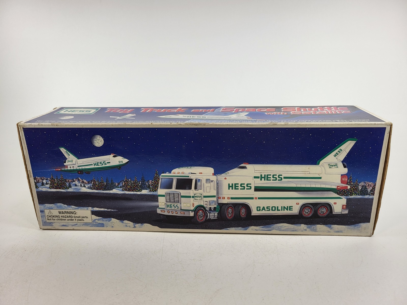 Vintage 1999 HESS toy truck and Space Shuttle with SATELLITE (020530) New in box Vintage 1999 HESS toy truck and Space Shuttle with SATELLITE (020530) New in box