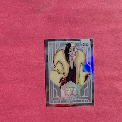 2023 Topps Chrome Disney CRUELLA DE VIL REFRACTOR Card 90 101 Dalmatians 2023 Topps Chrome Disney CRUELLA DE VIL REFRACTOR Card 90 101 Dalmatians