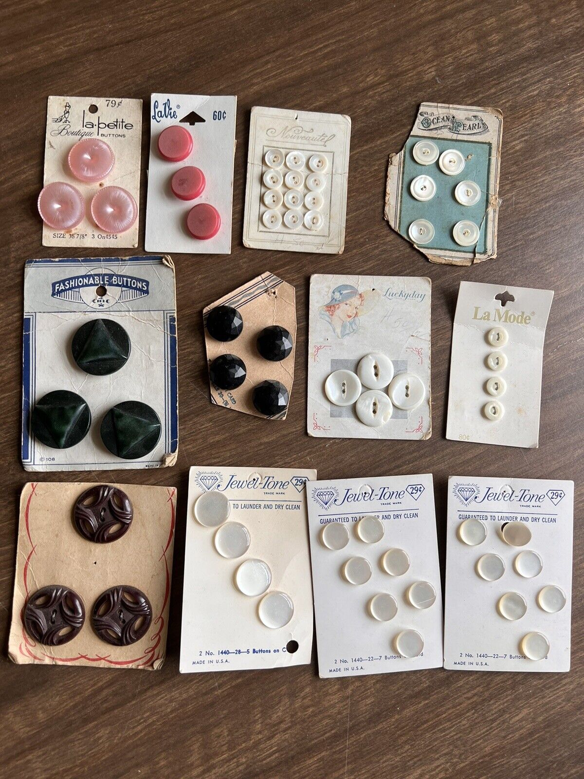 Lot Of Vintage/Antique Deadstock Buttons 60 Buttons On 12 Cards Shell, Plastic
