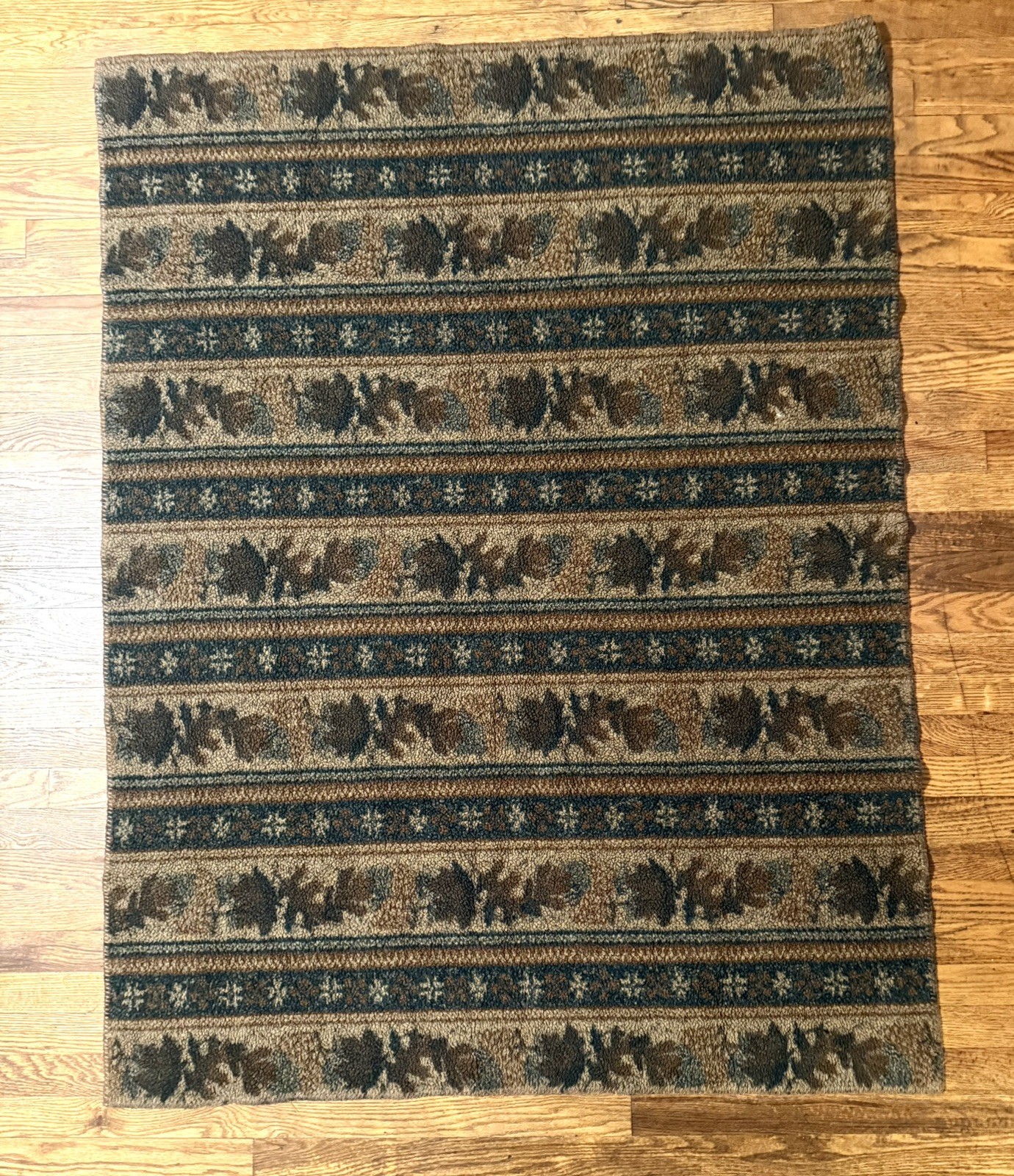 Vintage Woolrich John Rich Bros Throw Blanket Acorn Oak Leaf Pattern 45”x60” Vintage Woolrich John Rich Bros Throw Blanket Acorn Oak Leaf Pattern 45”x60”