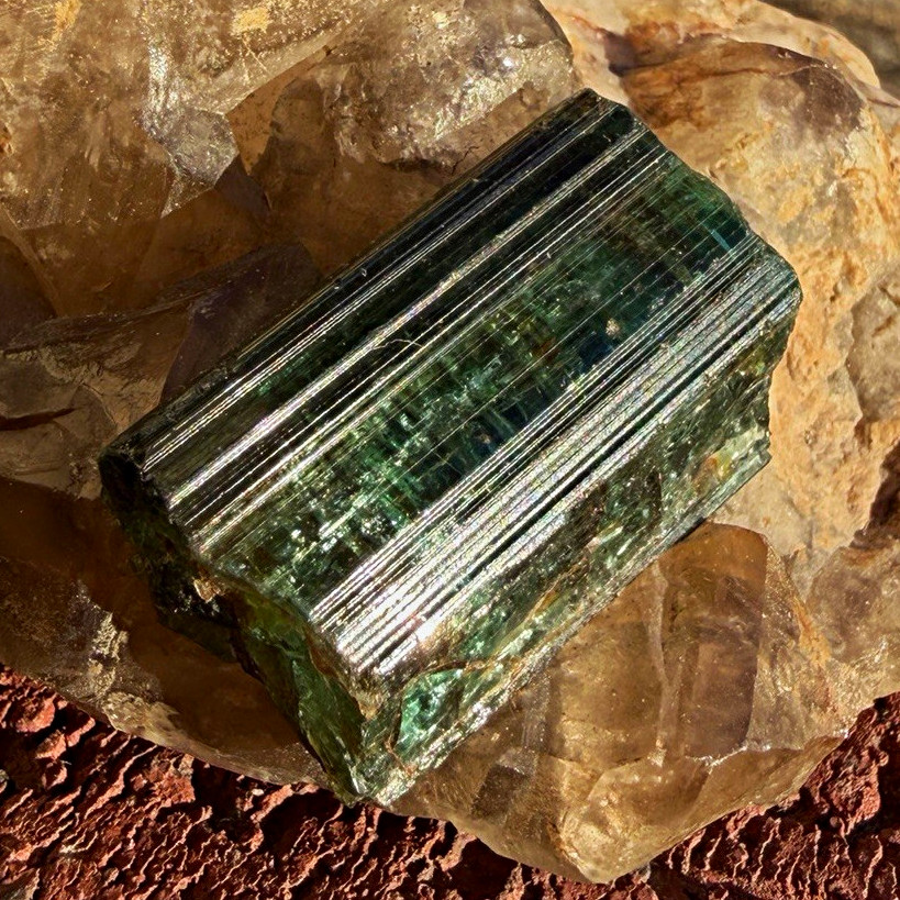 Brazil Large RARE COPPER Blue Green Paraiba Tourmaline Gem/Facet Rough on Matrix Brazil Large RARE COPPER Blue Green Paraiba Tourmaline Gem/Facet Rough on Matrix