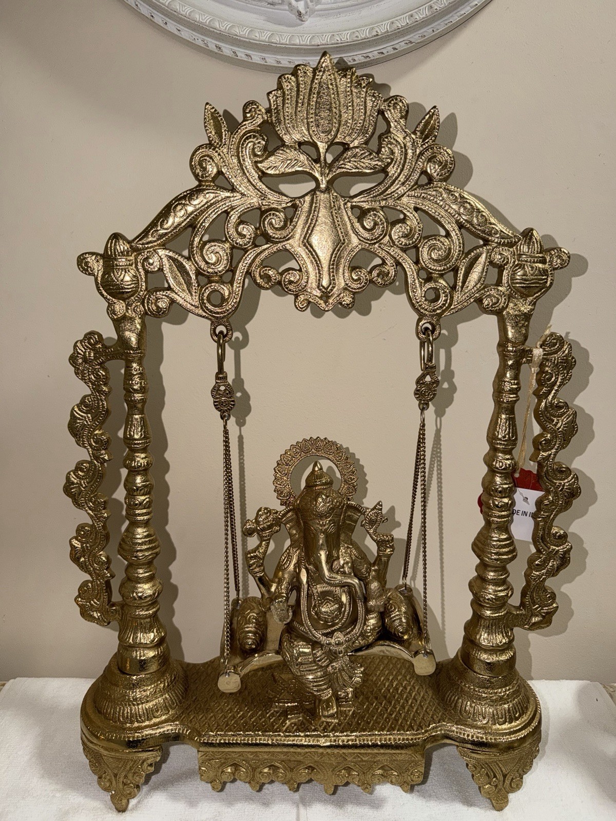 Large Antique-Style Brass Lord Ganesha Swing Idol – Ornate Hindu Temple Decor Large Antique-Style Brass Lord Ganesha Swing Idol – Ornate Hindu Temple Decor