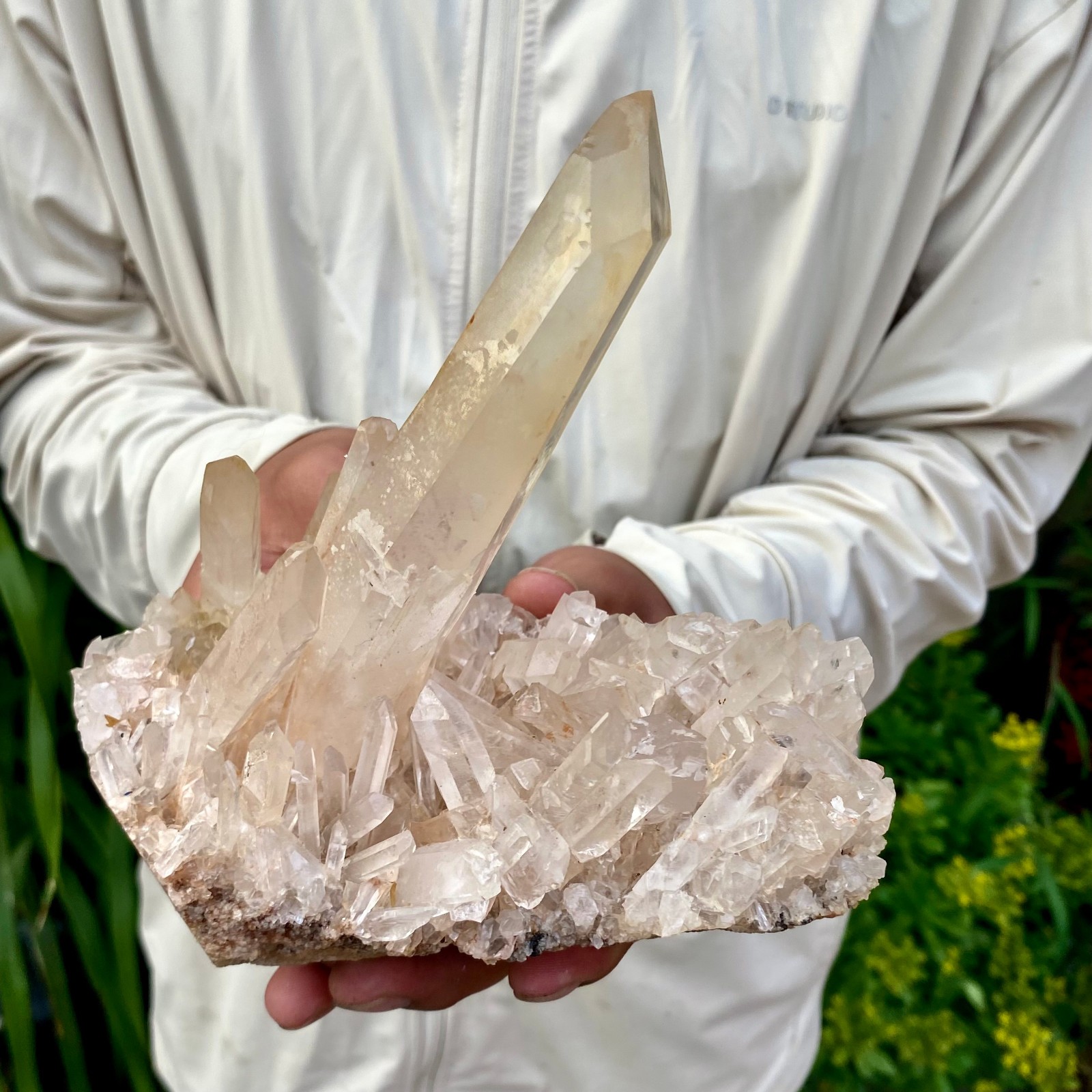 2.53LB Natural Clear White Crystal Quartz Cluster Energy Healing Specimen