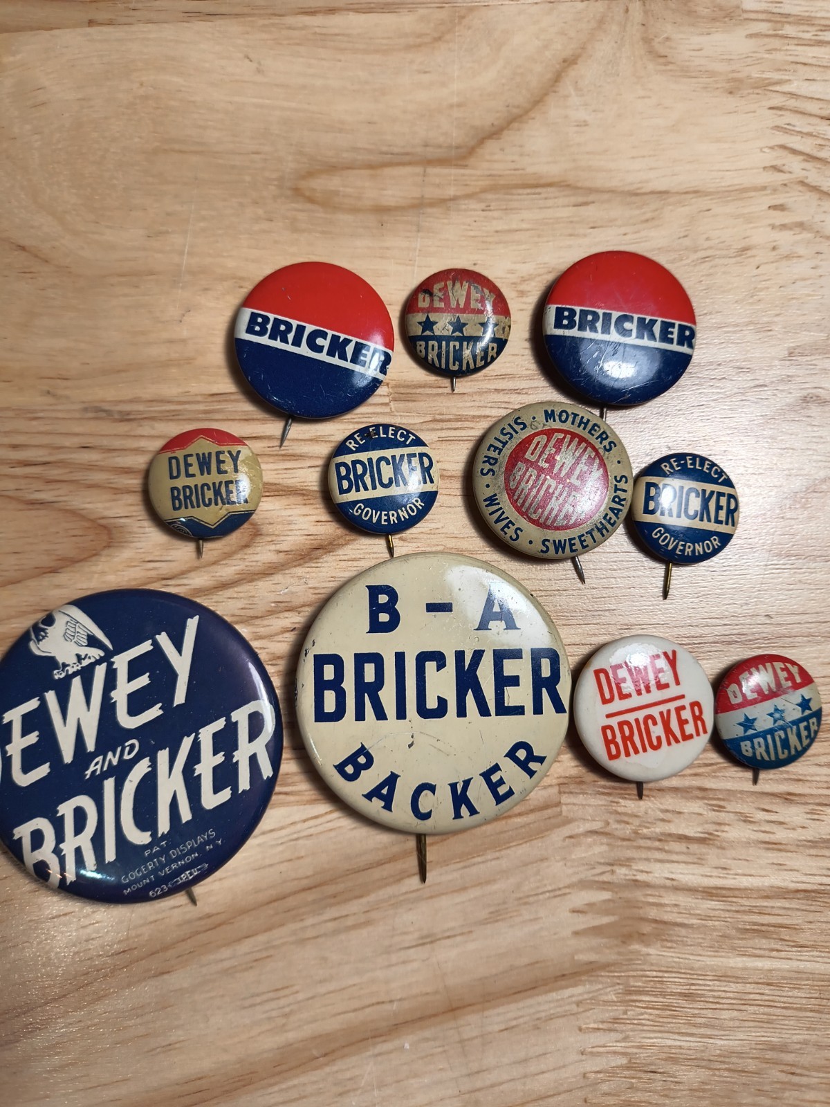 Vintage 1944 Dewey Bricker Political Campaign Button Pin Lot B-A-Bricker Backer Vintage 1944 Dewey Bricker Political Campaign Button Pin Lot B-A-Bricker Backer