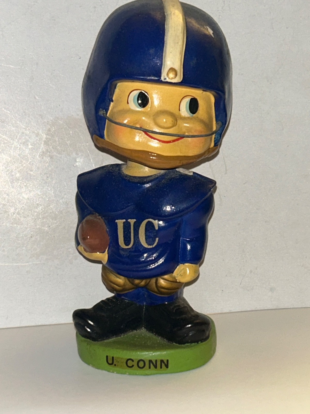 Rare 1950\'s/1960\'s Uconn bobblehead football player