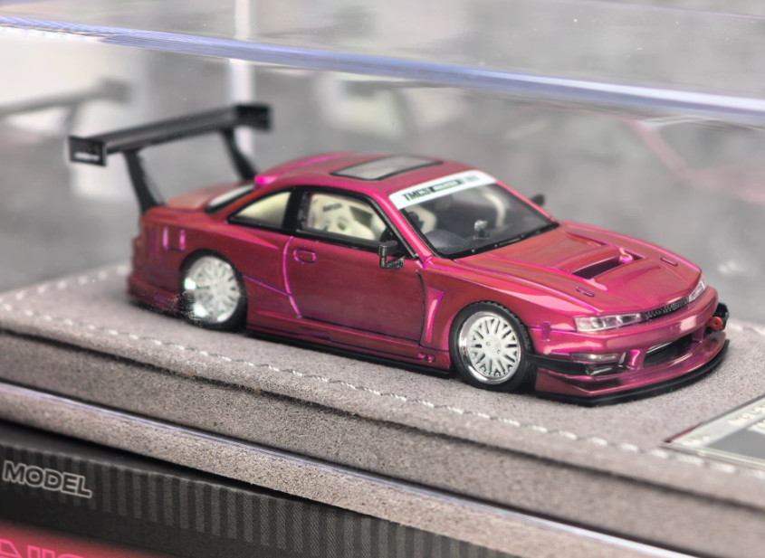 Mortal Model 1/64 Nissan Silvia S14 V2 Seiji Ookawara Pink Chase Mortal Model 1/64 Nissan Silvia S14 V2 Seiji Ookawara Pink Chase