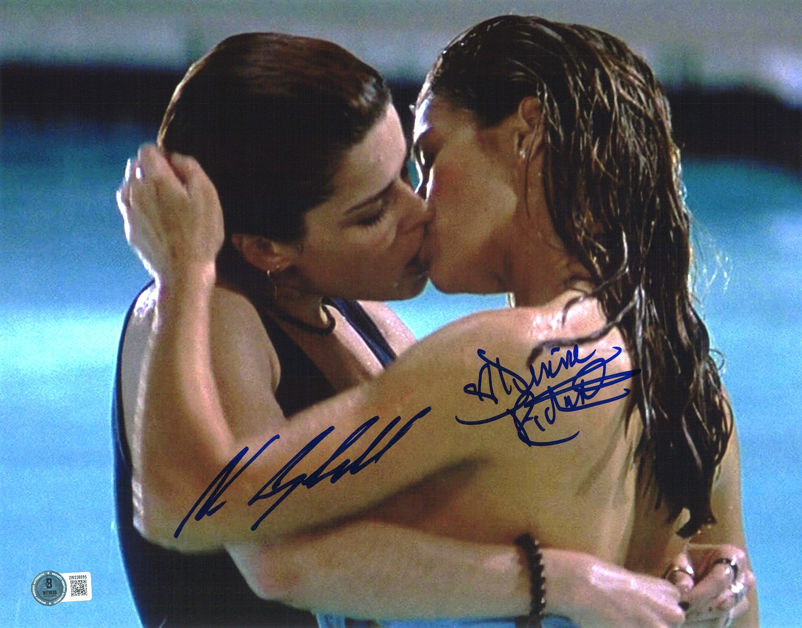 Denise Richards Neve Campbell Signed Autograph Wild Things 11x14 Photo Beckett Denise Richards Neve Campbell Signed Autograph Wild Things 11x14 Photo Beckett