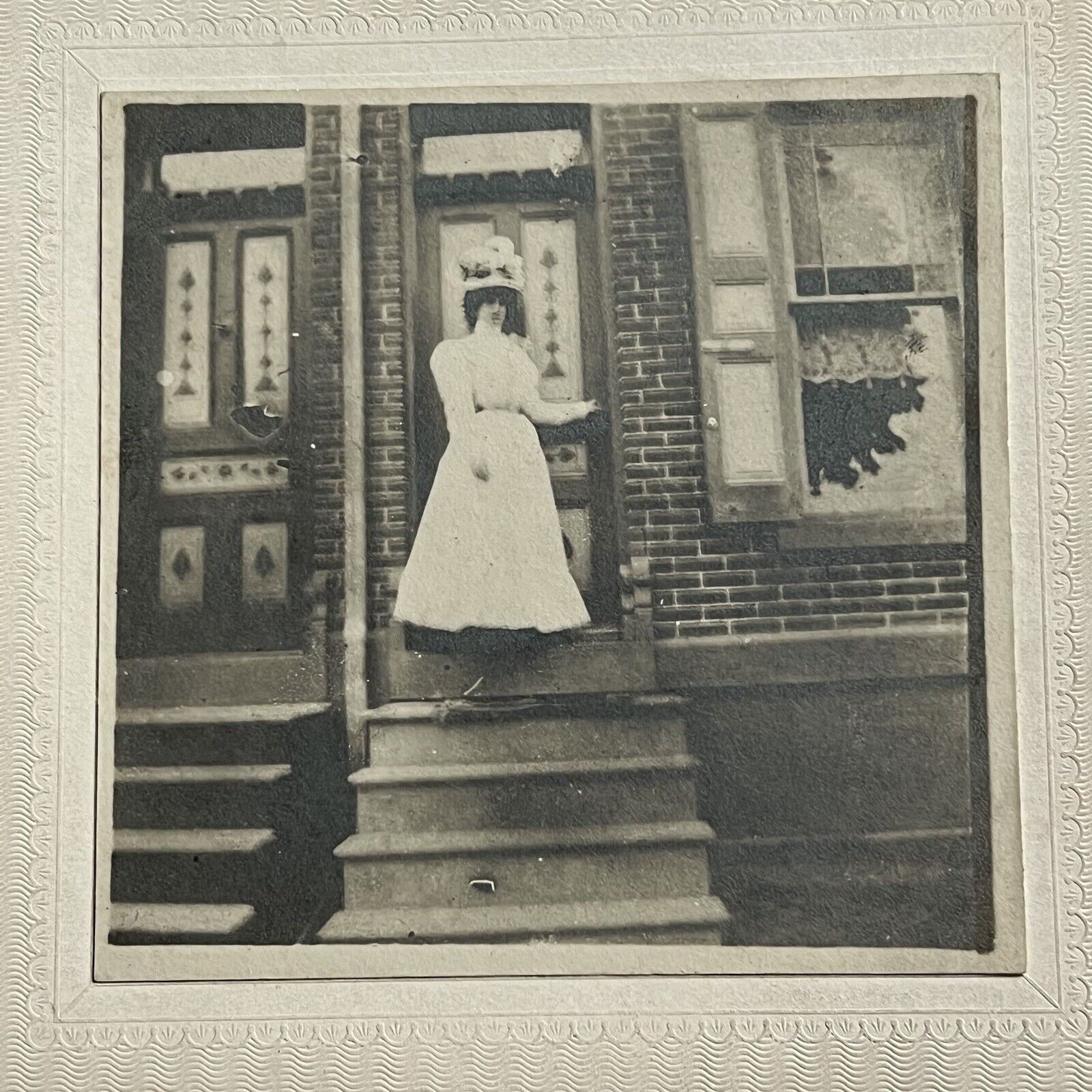 Antique Cabinet Card Photograph Beautiful Fashionable Woman Brown Stone Stoop
