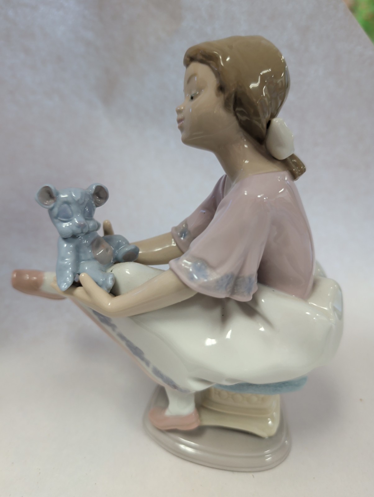 Vintage 1993 Lladro Glossy Porcelain #7620 Best Friend Girl With Teddy Bear 6.5 Vintage 1993 Lladro Glossy Porcelain #7620 Best Friend Girl With Teddy Bear 6.5