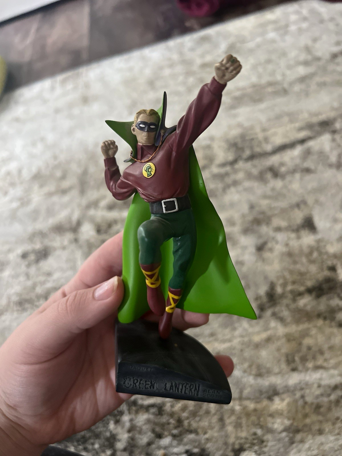DC Direct Green Lantern Numbered Figurine. 978/2300