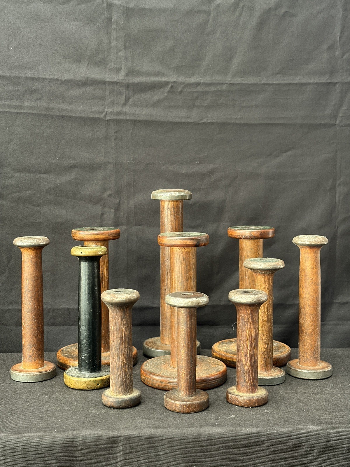 11 Vintage/Antique Woden Industrial Thread Spools - Assorted Sizes 11 Vintage/Antique Woden Industrial Thread Spools - Assorted Sizes