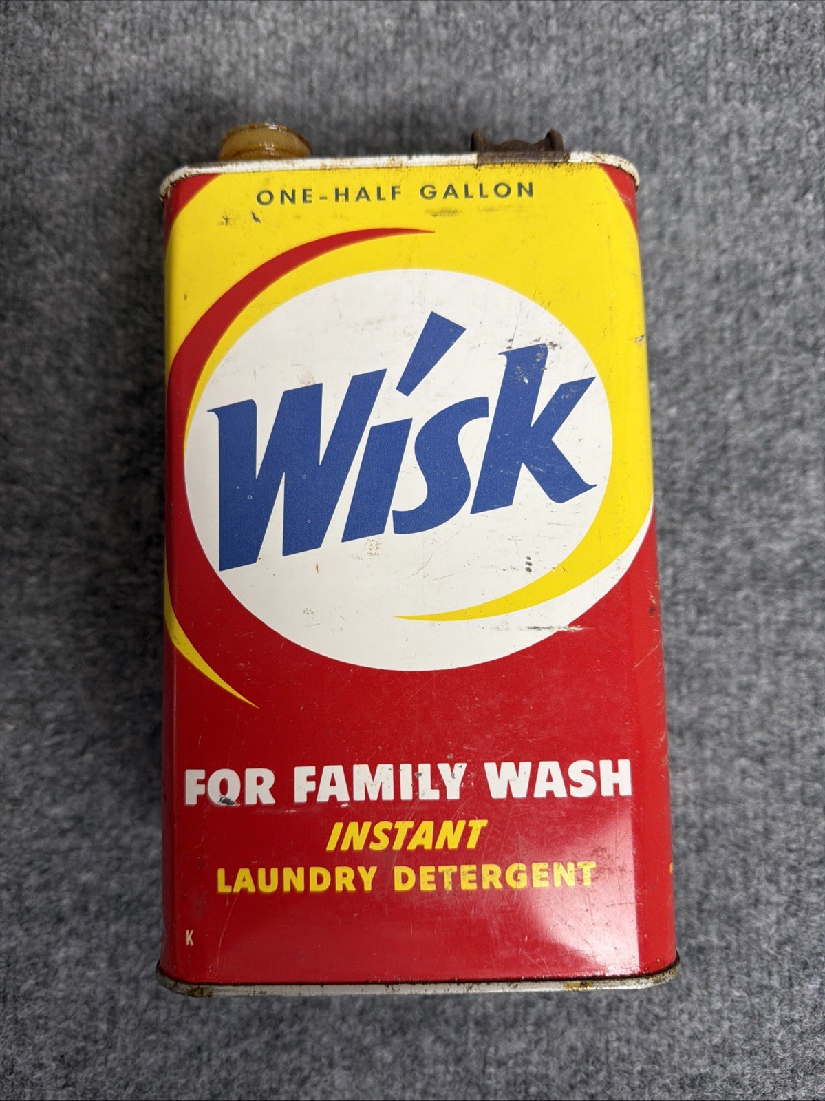 Vtg MCM 1950s/60s Liquid Laundry Detergent 1/2 Gallon Size Handled Tin Empty π₯ Vtg MCM 1950s/60s Liquid Laundry Detergent 1/2 Gallon Size Handled Tin Empty π₯
