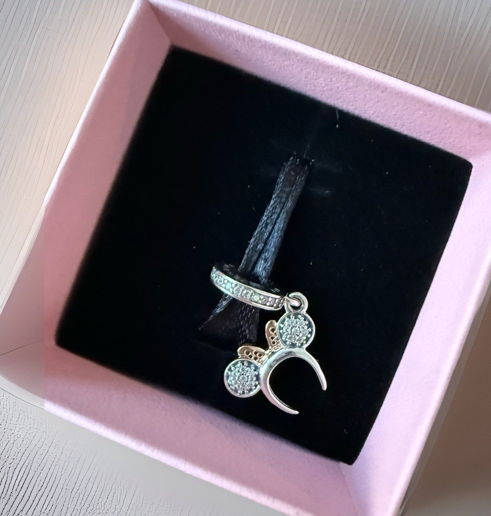 Disney Parks Pandora Charm Minnie Mouse Ear Headband Pink Crystal Polka Dot NEW Disney Parks Pandora Charm Minnie Mouse Ear Headband Pink Crystal Polka Dot NEW