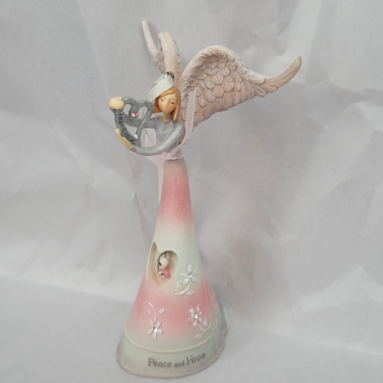 Enesco Peace by Piece Angel Figurine Gina Freehill Ornament 4 5/8in Peace & Hope Enesco Peace by Piece Angel Figurine Gina Freehill Ornament 4 5/8in Peace & Hope