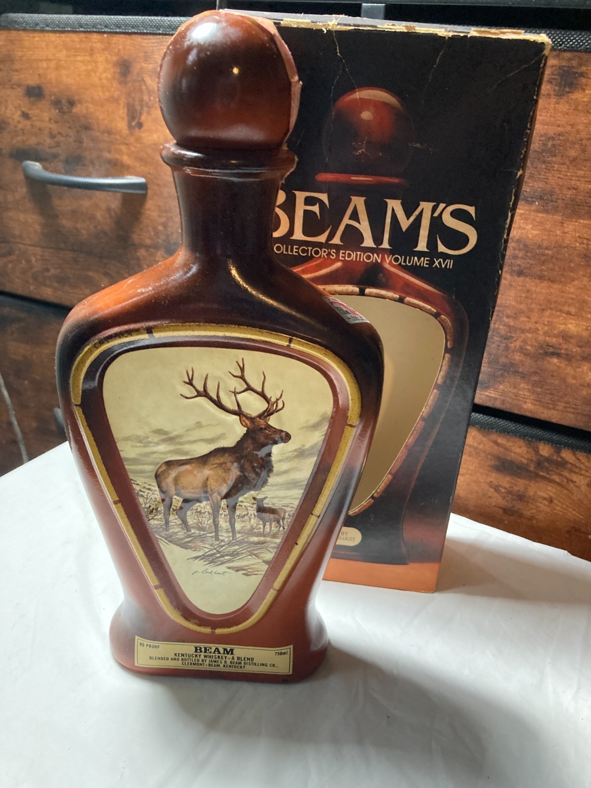 Vintage Beam’s Choice Bourbon Edition Bull Elk James Lockhart Empty w Orig. Box Vintage Beam’s Choice Bourbon Edition Bull Elk James Lockhart Empty w Orig. Box