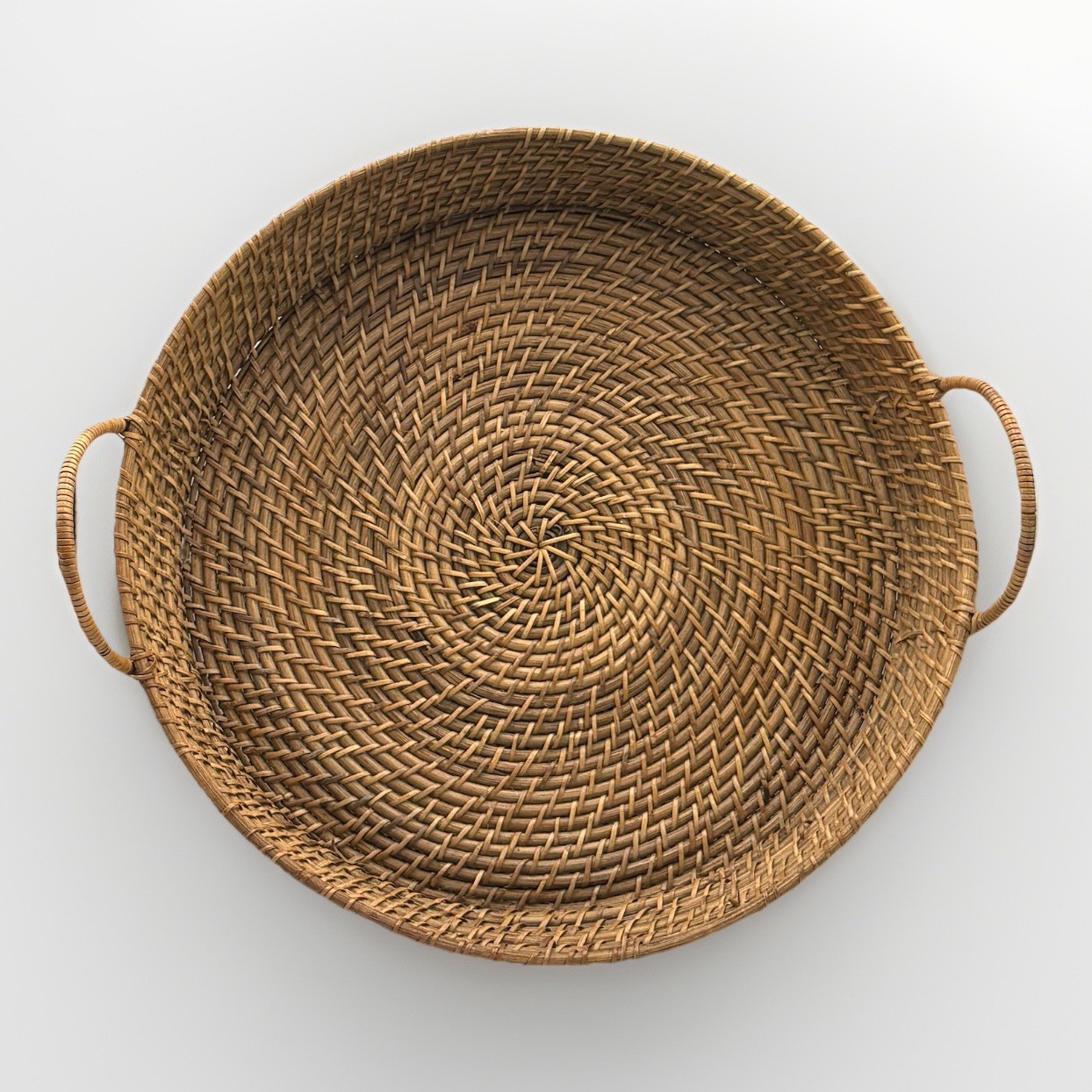 Large Round Handwoven Rattan Wicker Tray Basket With Handles Large Round Handwoven Rattan Wicker Tray Basket With Handles