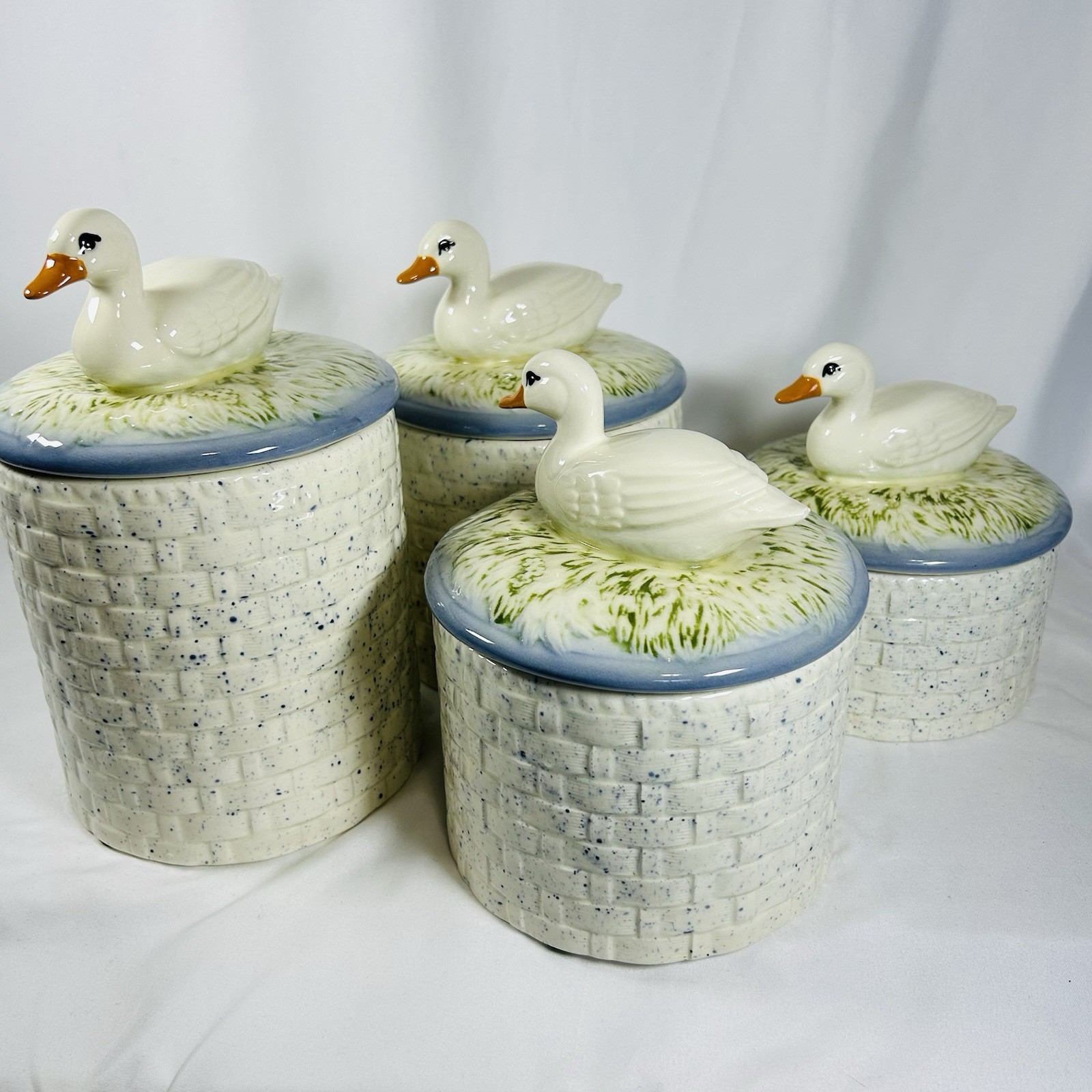 Rare Vtg Ceramic Duck Canister Set 4 Pc Lidded Farmhouse Country Cottagecore