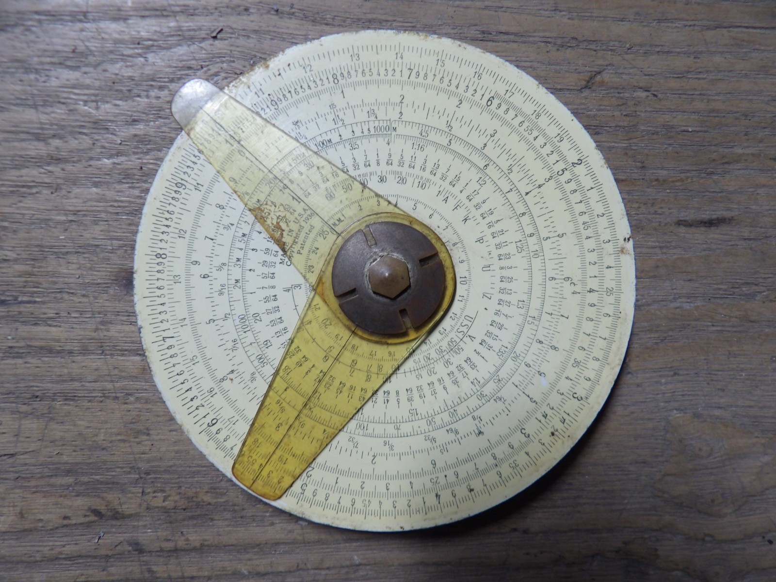 Vintage Gilson Circular Midget Slide Rule 1931 1936 USA Calculator Disk Vintage Gilson Circular Midget Slide Rule 1931 1936 USA Calculator Disk