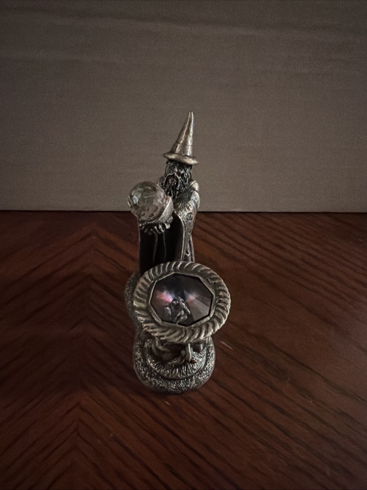 THE TUDOR MINT THE VISIONARY PEWTER FIGURINE THE TUDOR MINT THE VISIONARY PEWTER FIGURINE