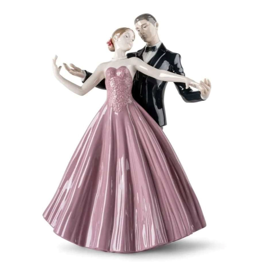 Lladro 01009709 Anniversary Waltz Dancing Couple Porcelain Figurine Sculpture Lladro 01009709 Anniversary Waltz Dancing Couple Porcelain Figurine Sculpture
