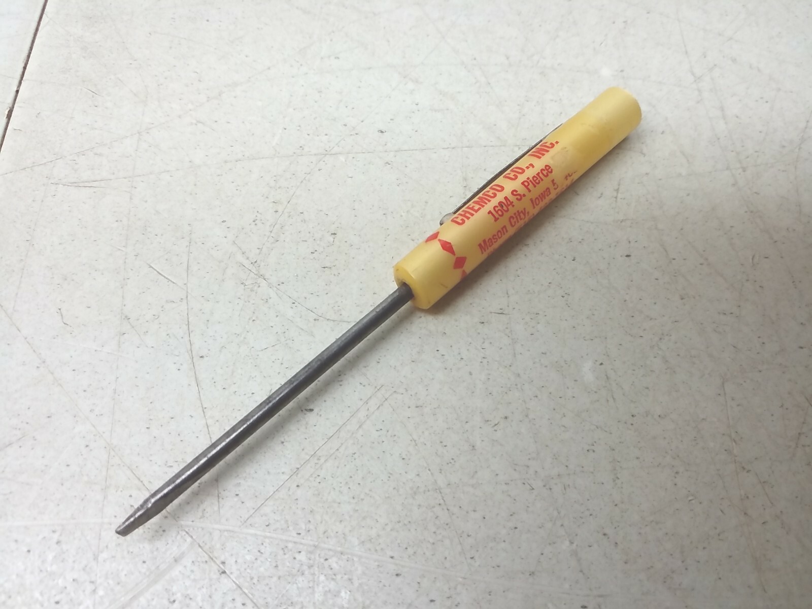 Chemco Company Inc Pocket Flathead Screwdriver Vintage Mason City IA Advertising Chemco Company Inc Pocket Flathead Screwdriver Vintage Mason City IA Advertising