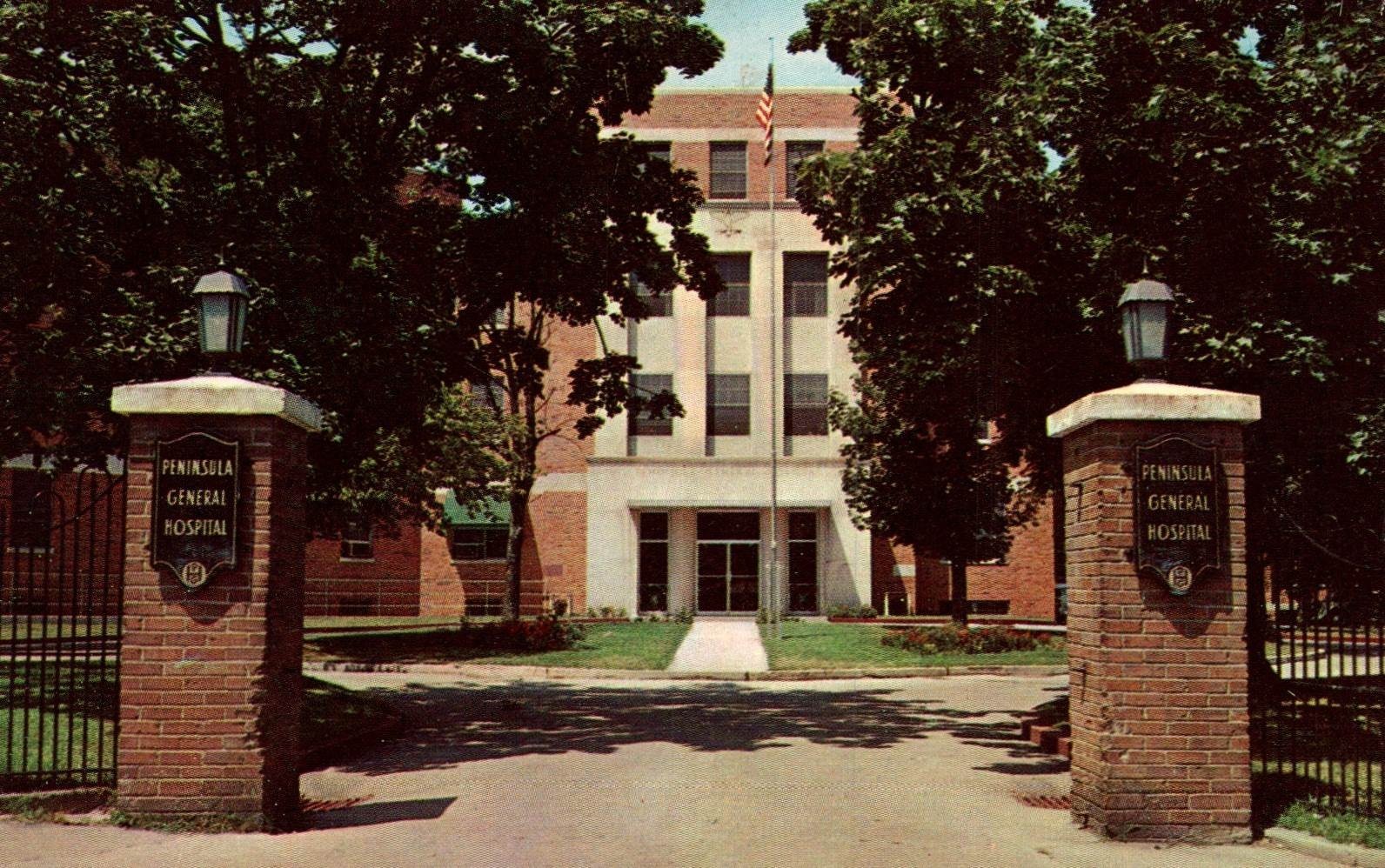 PENINSULA GENERAL HOSPITAL postcard main entrance 1962 divided back chrome T294 PENINSULA GENERAL HOSPITAL postcard main entrance 1962 divided back chrome T294