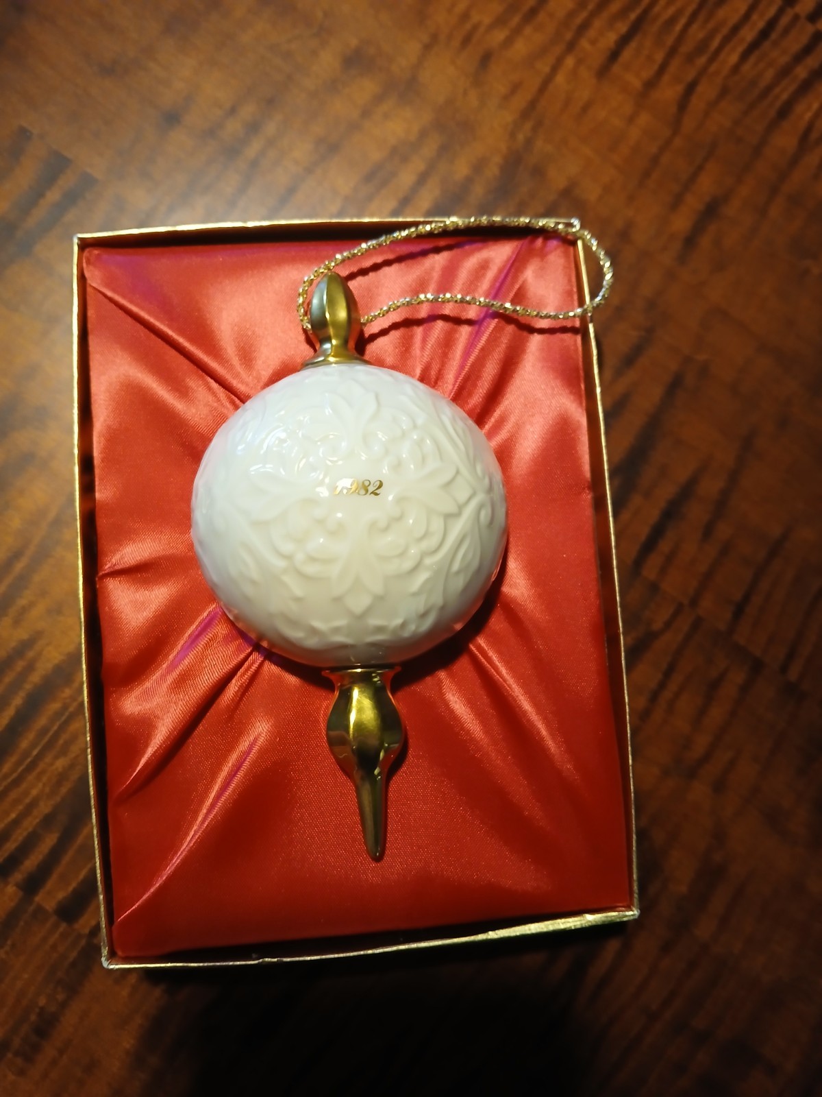 Lenox Porcelain And Gold Annual Christmas Ornament. First Annual, 1982 Lenox Porcelain And Gold Annual Christmas Ornament. First Annual, 1982