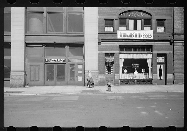 Photo:Downtown street, Cincinnatti, Ohio