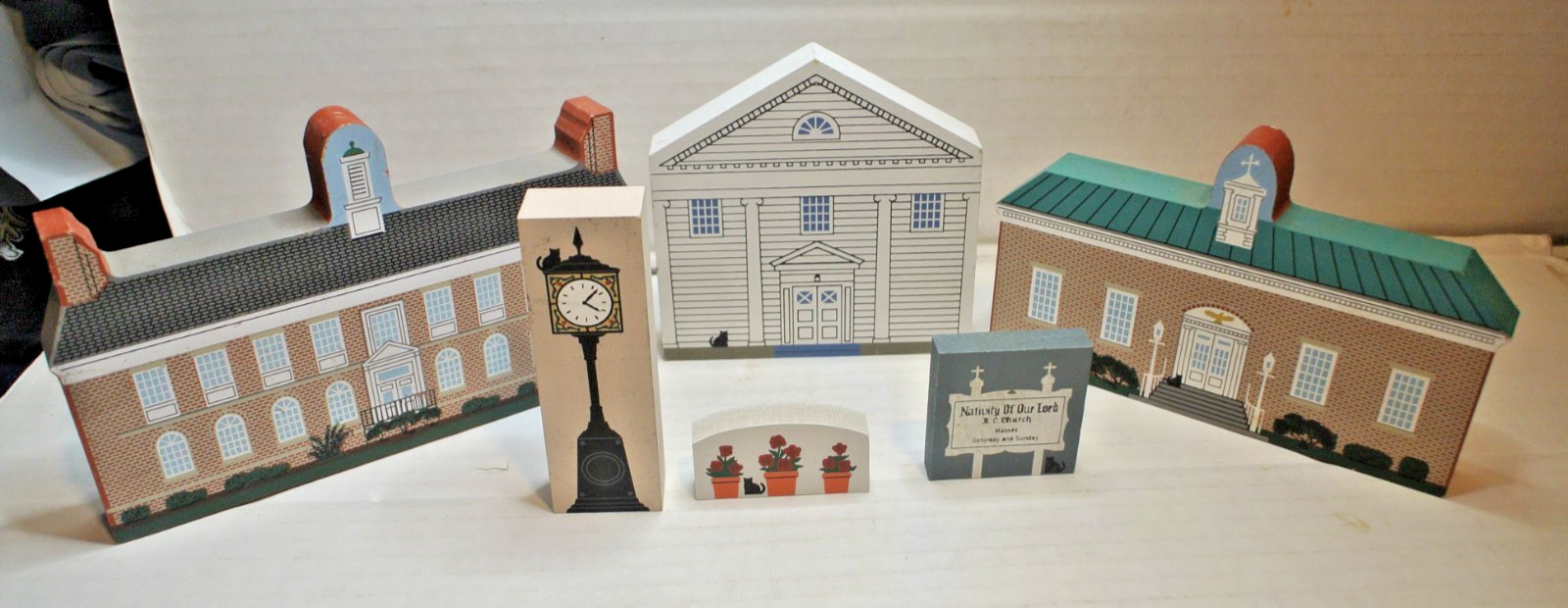 CAT\'S MEOW VILLAGE ORCHARD PARK NY - 6 PIECES - DATED 1995-2000 