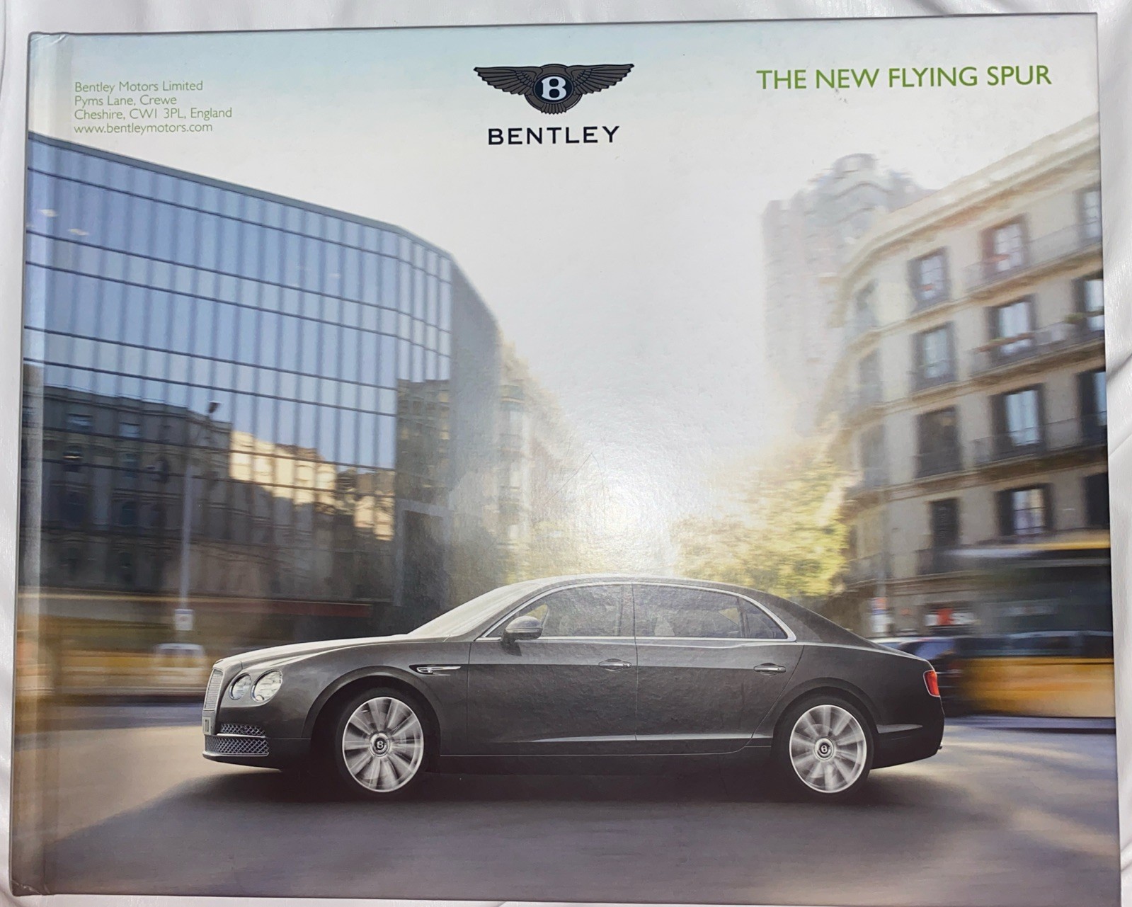 2013 BENTLEY THE NEW FLYING SPUR HARDCOVER BROCHURE 2013 BENTLEY THE NEW FLYING SPUR HARDCOVER BROCHURE