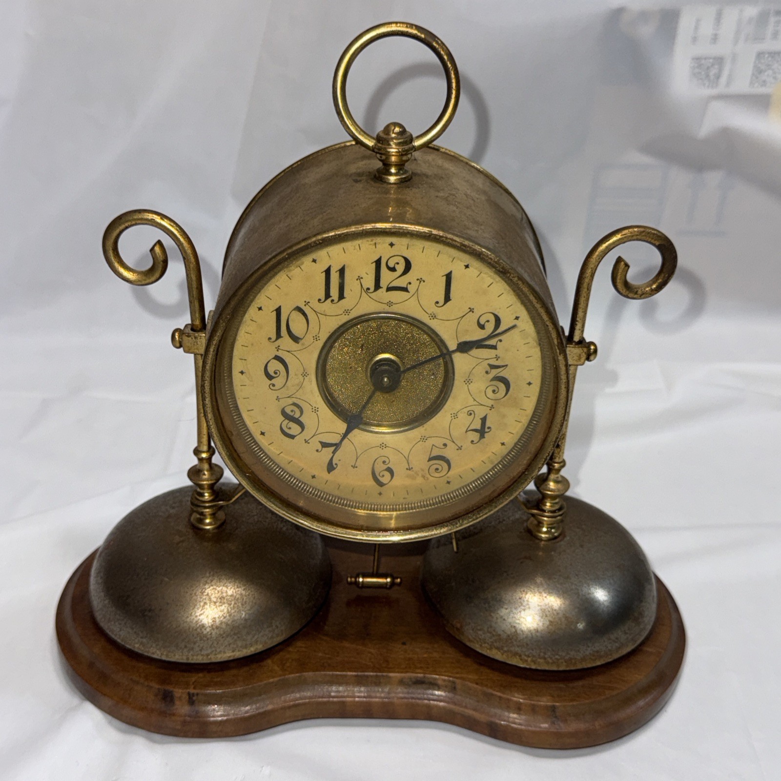 Antique Gebrüder Junghans two-bell alarm clock Antique Gebrüder Junghans two-bell alarm clock