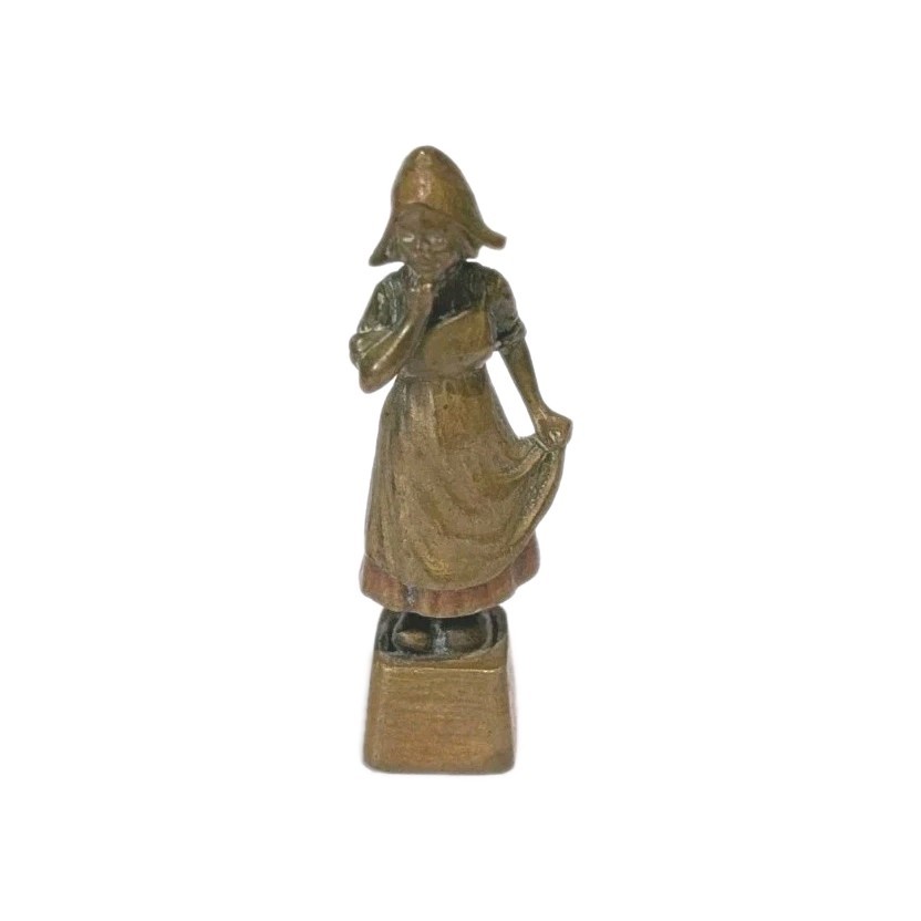 Antique c1940 Miniature Viennese Dutch Woman Bronze Sculpture Figurine 2 1/8\ Antique c1940 Miniature Viennese Dutch Woman Bronze Sculpture Figurine 2 1/8\